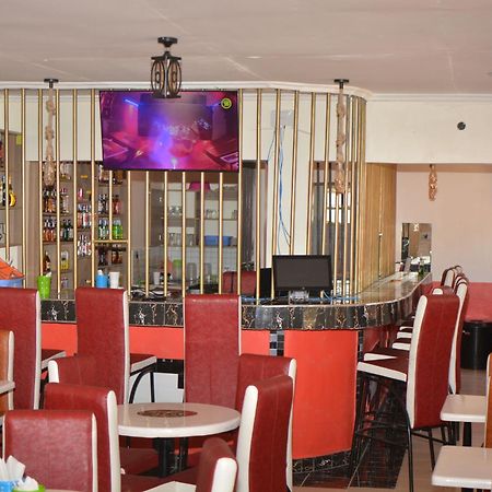 The Farm Bar And Restaurant Hotel Kakamega Eksteriør billede